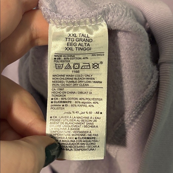 NWOT Old Navy Marvel Gender Neutral Spider-Man Lavender Hoodie Size XXL Tall - Picture 3 of 4